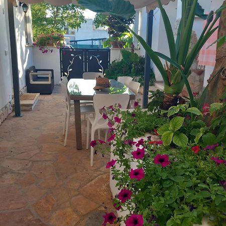 Villa Raggio Di Sole Parcheggio Privato Porto Cesareo Εξωτερικό φωτογραφία